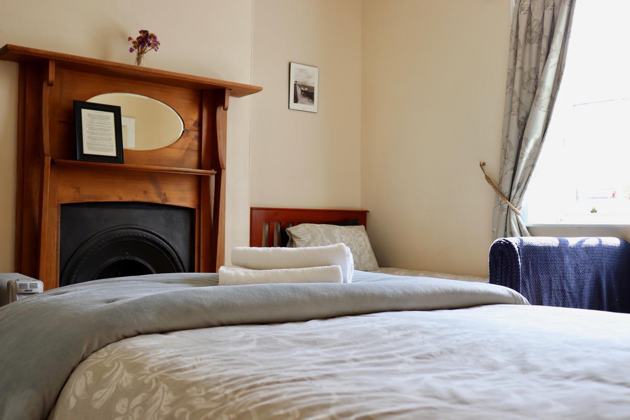 Blue Bell Inn Sorell エクステリア 写真