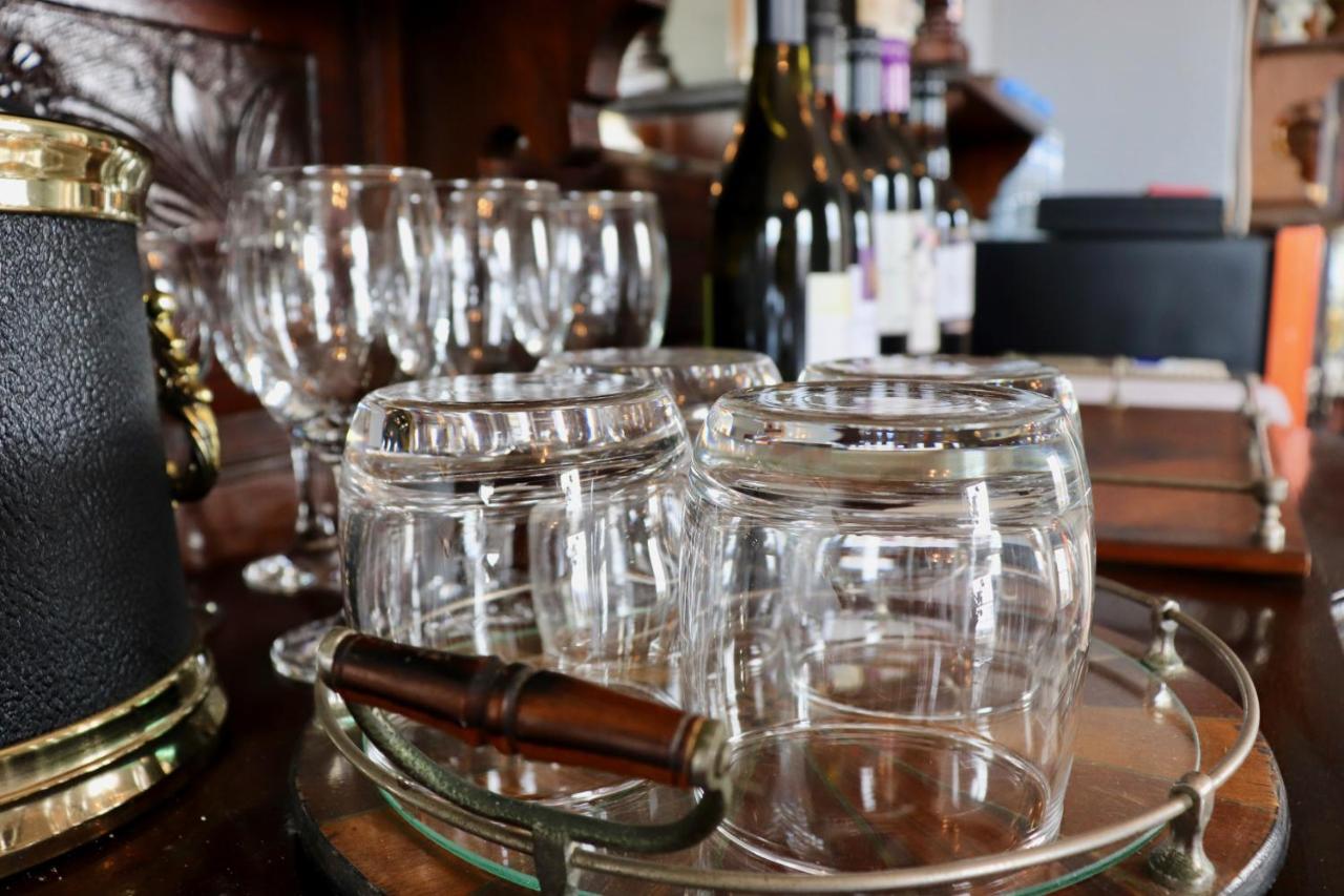 Blue Bell Inn Sorell エクステリア 写真
